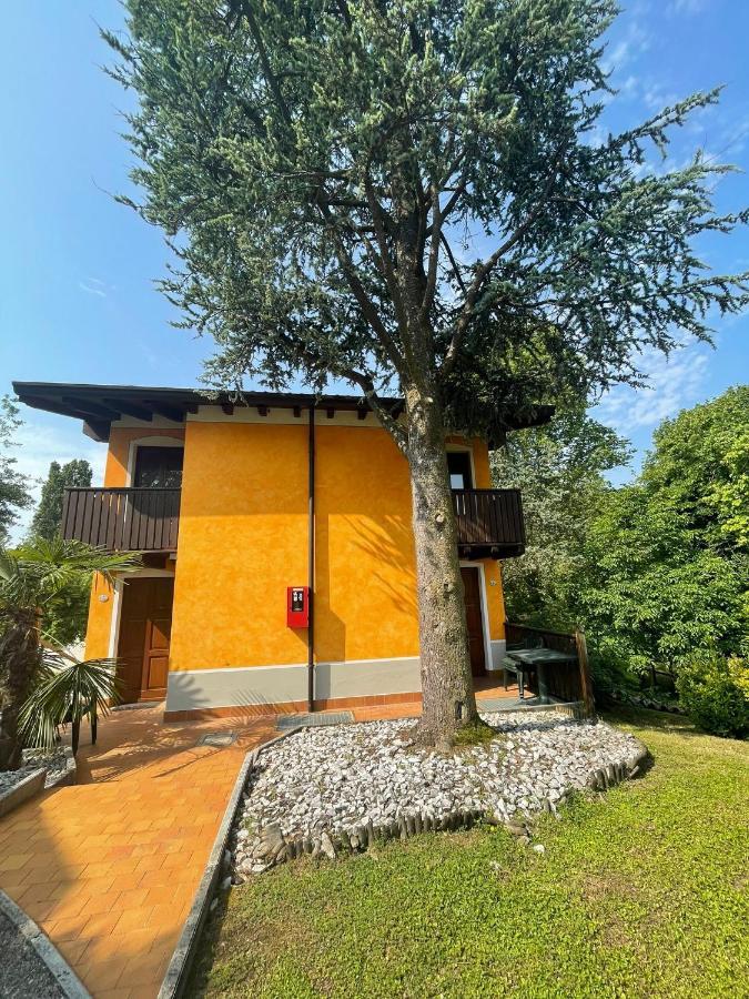 몬잠바노 Oasi Del Garda 2 아파트 외부 사진
